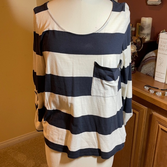 Roxy Tops - Roxy Black and White striped top XL